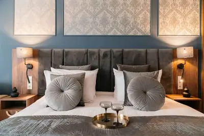Image de Timeless Elegance in Krakow Old Town
