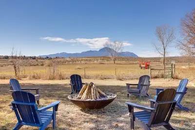Image de Cortez Retreat w/ Hot Tub - 11 mi to Mesa Verde!