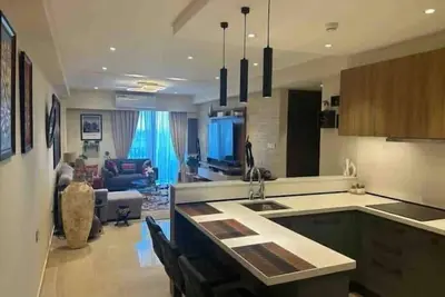 Image de Beautiful & Spacious 1 Br Suite - Modern African Decor & Ocean View, Osu