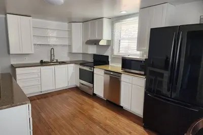 Image de Historic downtown home