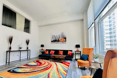 Image de 2 Br Contemporary Modern Loft