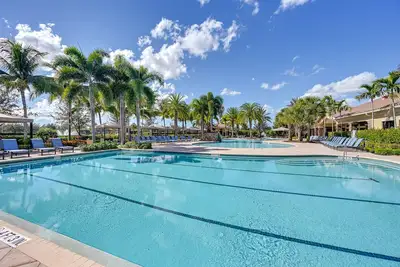 Image de Naples Villa w/ Pool Access, 10 Mi to Beach!