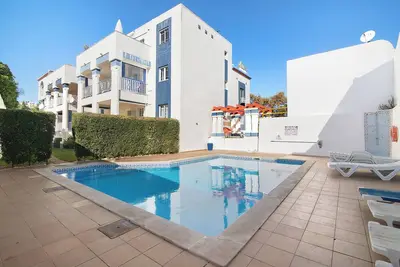 Image de Appartement de vacances \"T2 Perniciario\" près de la plage avec piscine partagée et Wi-Fi