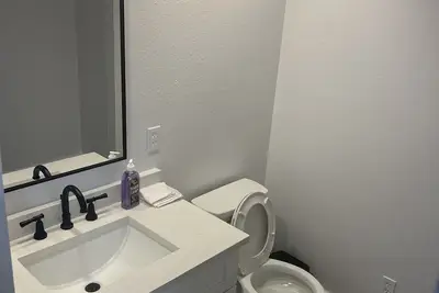 Image de Luxury Townhome - Two King Size Beds