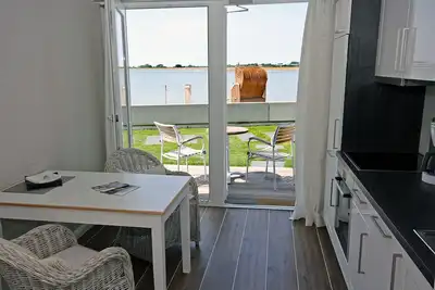 Image de Studio-Salle de bain privée séparée-Vue sur l'océan