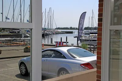 Image de Duo Eg-Appartement-de Luxe-Salle de bain privée séparée-Vue sur la marina