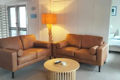 Image de Hastings Cove - 2 Bedroom Upstairs Garden Apartment!