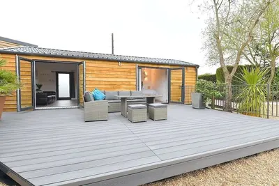 Image de Cheerful 1bd Cottage with Parking Nr Guildford