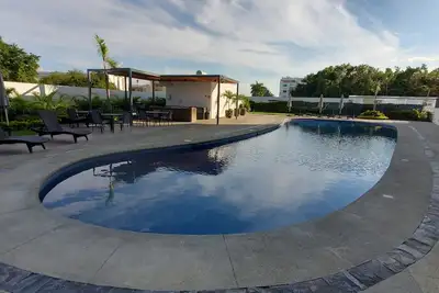 Image de Luxurious 3-Bedroom Codominium: Large pool W/Bbq - Great views - Gym access