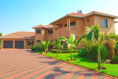 Image de Mount Pleasant - Luxurious 4-Bed Villa
