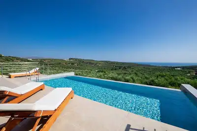 Image de Marianna Villas Maleme, 7 Bd, 6 Ba, two pools!