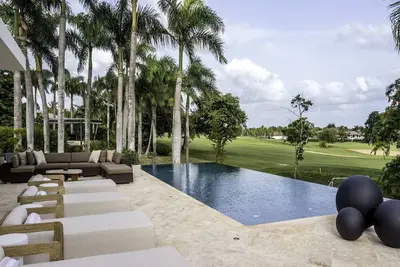 Image de Please Inquire Before Booking – Luxury Villa