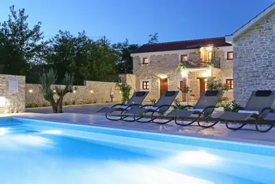 Image de Villa Tereza - Quatre Chambres Villa, Couchages 10