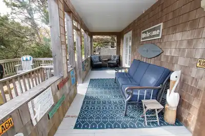 Image de Dogs Welcome, Beach Access, Sun Deck, Covered Deck