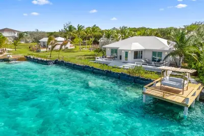 Image de Waterfront Georgetown home, 8ppl, Chef, Boat Tour