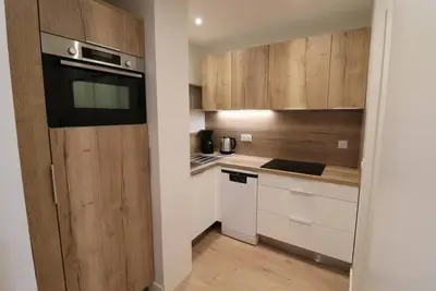 Image de À 10m des pistes de ski, 2ème étage, vue montagne, balcon, télévision, casier à ski, 40m², Tignes