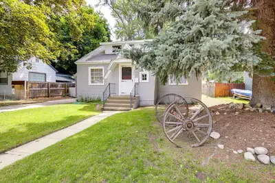Charming Hamilton Hideaway: Half-Mi to Main St!