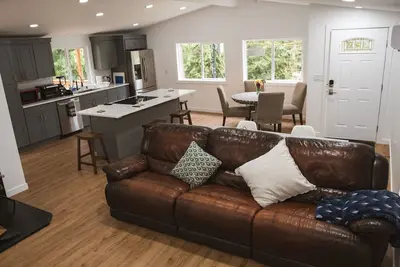 Image de Snohomish Home - Casa Sur Just Remodeled!
