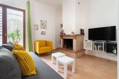 Image de Maison de vacances 'Appartement de Fiordiloto' avec terrasse privée, Wi-Fi et climatisation