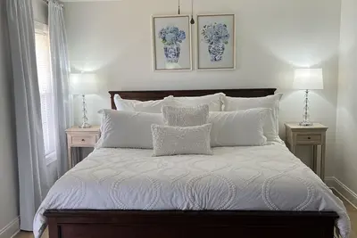 Image de Luxury 3 bedroom, 3 bath condo close to Msu campus, perfect weekend spot