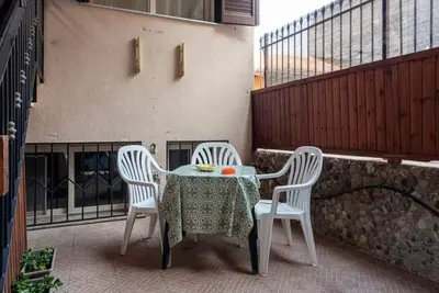 Image de Vacation home 'A Casa Di Manu' with sea view, terrace and balcony