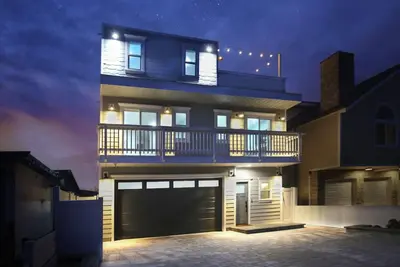 High-End - Steps to the Sand -  Beach House - Arcade - Rooftop Deck