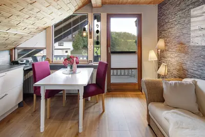 Image de Appartement \"Landharmonie Knüll\" avec terrasse partagée, balcon privé et Wi-Fi