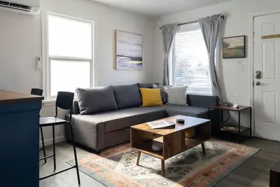 Image de #StayinMyDistrict Walla Walla Cozy Wine Escape