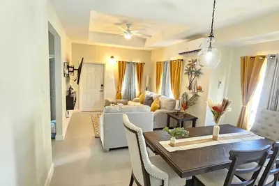 Image de Sun-Kissed Bay: 2 bedrooms, family-friendly private home, near Montego Bay