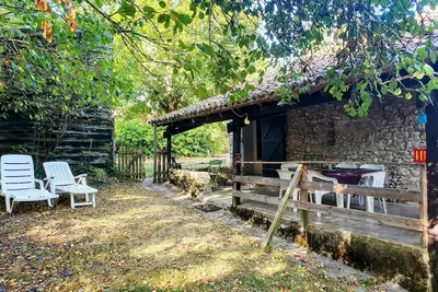Image de Repaire Familial Nature, Piscine, spa ~tournonzen