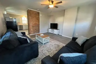 Image de Renovated Covington Home Near Devou w/ King Bed, 5 minutes to Downtown Cincy!