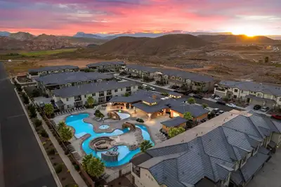 Image de Zions Peak View - Pool + Spa - 12 Guests