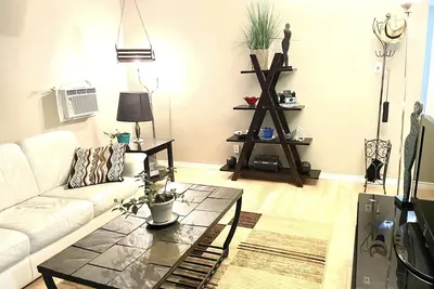 Image de Cozy Condo in the heart of Yxe