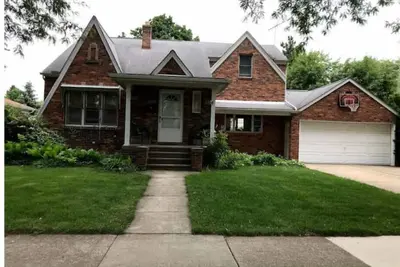 Image de Historic 5-bedroom home, near Greenfield Village