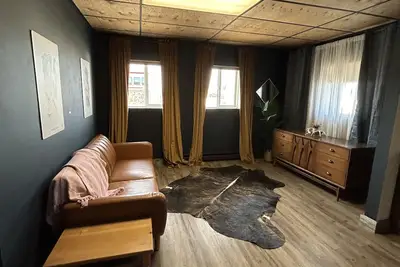 Image de Cozy/private 1 bedroom upstairs apartment downtown Winifred Mt!