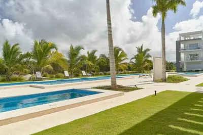 Image de Coral Bay Resort 2 bedrooms, Beach Club, Golf pool