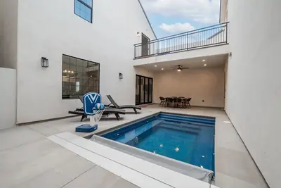 Image de Large 5 bedroom with double bunkroom and pool