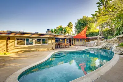 Image de Inviting Vista Home w/ Pool: 10 Mi to Oceanside!