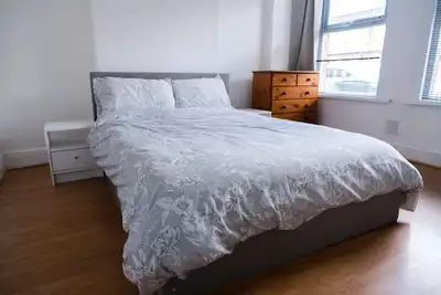 Image de 4 Bedroom House - Turnpike Lane/Wood Green