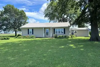 Image de Quiet Country Ranch/Hunters Welcome/Peaceful ranch home with plenty of room