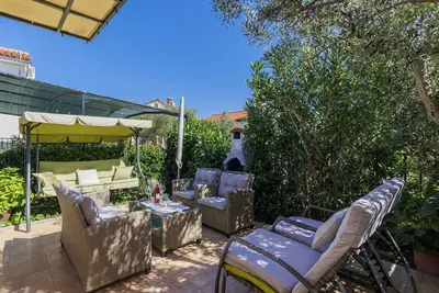 Image de Belle maison de vacances privée avec Wifi, piscine privée, climatisation, Tv et terrasse