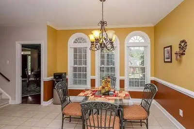 Image de Beautiful Tranquil Home In Rhode Hill