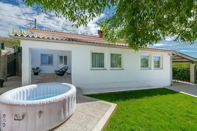 Image de Belle maison à Barban avec Wi-Fi