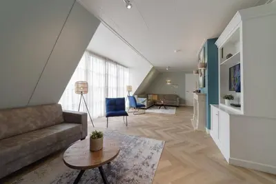 Image de Luxury detached villa for 12 people with private swimming pool, Finnish sauna, whirlpool and trampoline in a small-scale park in Zeeland