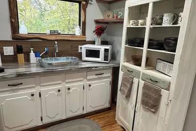 Image de Treehouse at Berry-patch