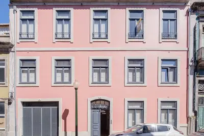 Image de Amazing 1 Bedroom Apt Garage & Balcony, 18 min Walk From Douro River in Downtown