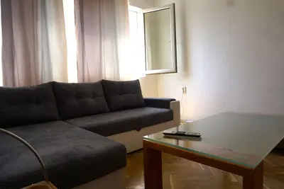 Image de The Black and White Apartment