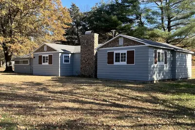 Image de The Turkey Farmhouse just a few minutes from Rend Lake