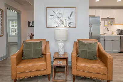 Image de Cottage on Main Downtown