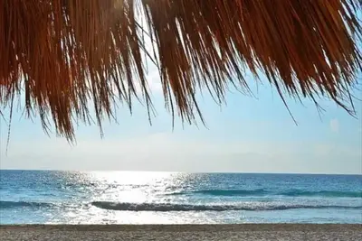 Image de Ocean Front Roomy Caribbean Condo